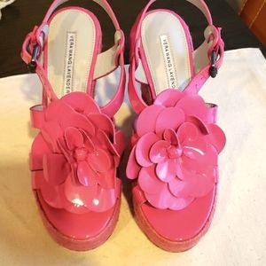 Vera Wang Lavender Wedge Platform Sandals.  Size 6.5  NWT